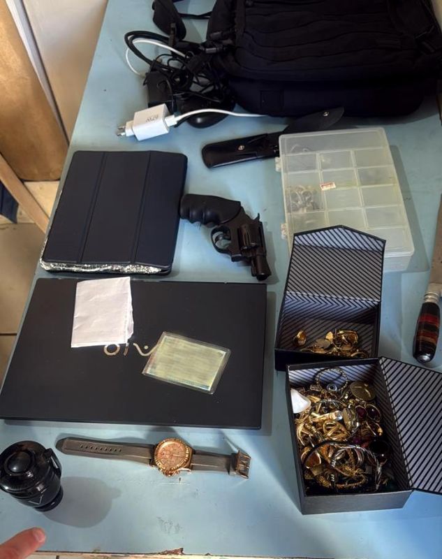 Homem é preso por furto qualificado em residência de policial federal em Florianópolis