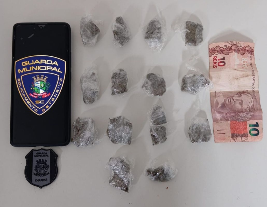 Adolescente de 16 anos é apreendido com maconha pronta para venda em Chapecó