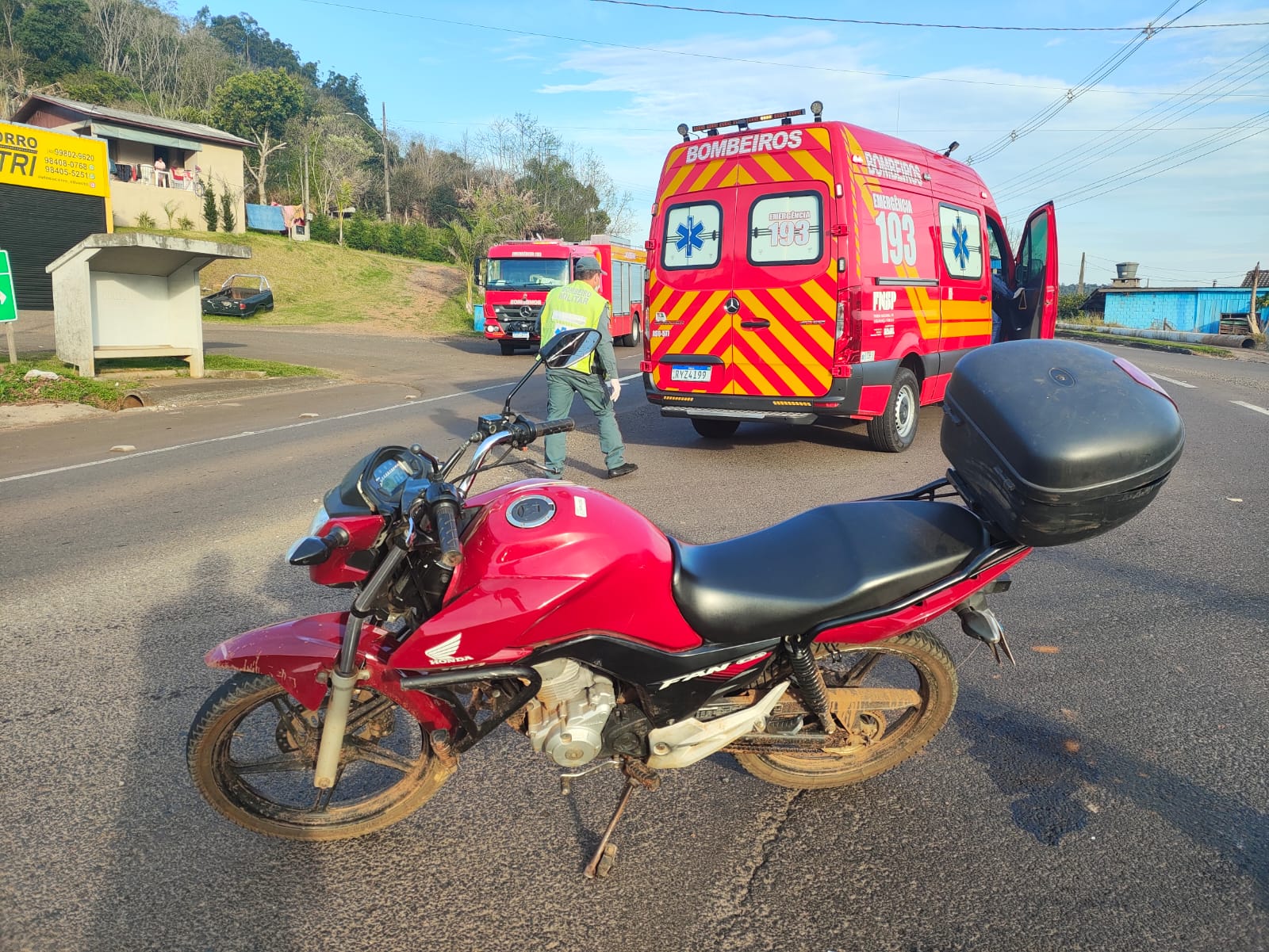 Colisão entre carro e motocicleta na SC-157 deixa motociclista ferido em Formosa do Sul