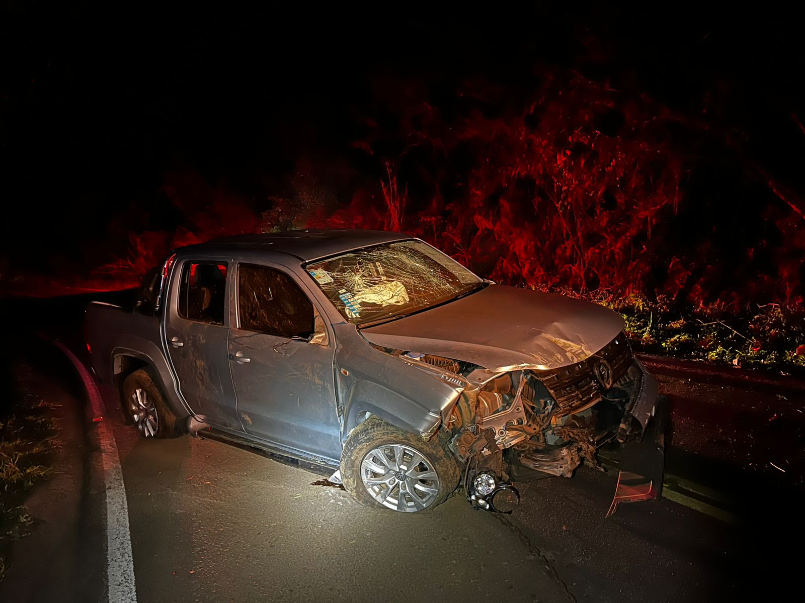 Saída de pista e tombamento deixam duas mulheres feridas em Modelo (SC)