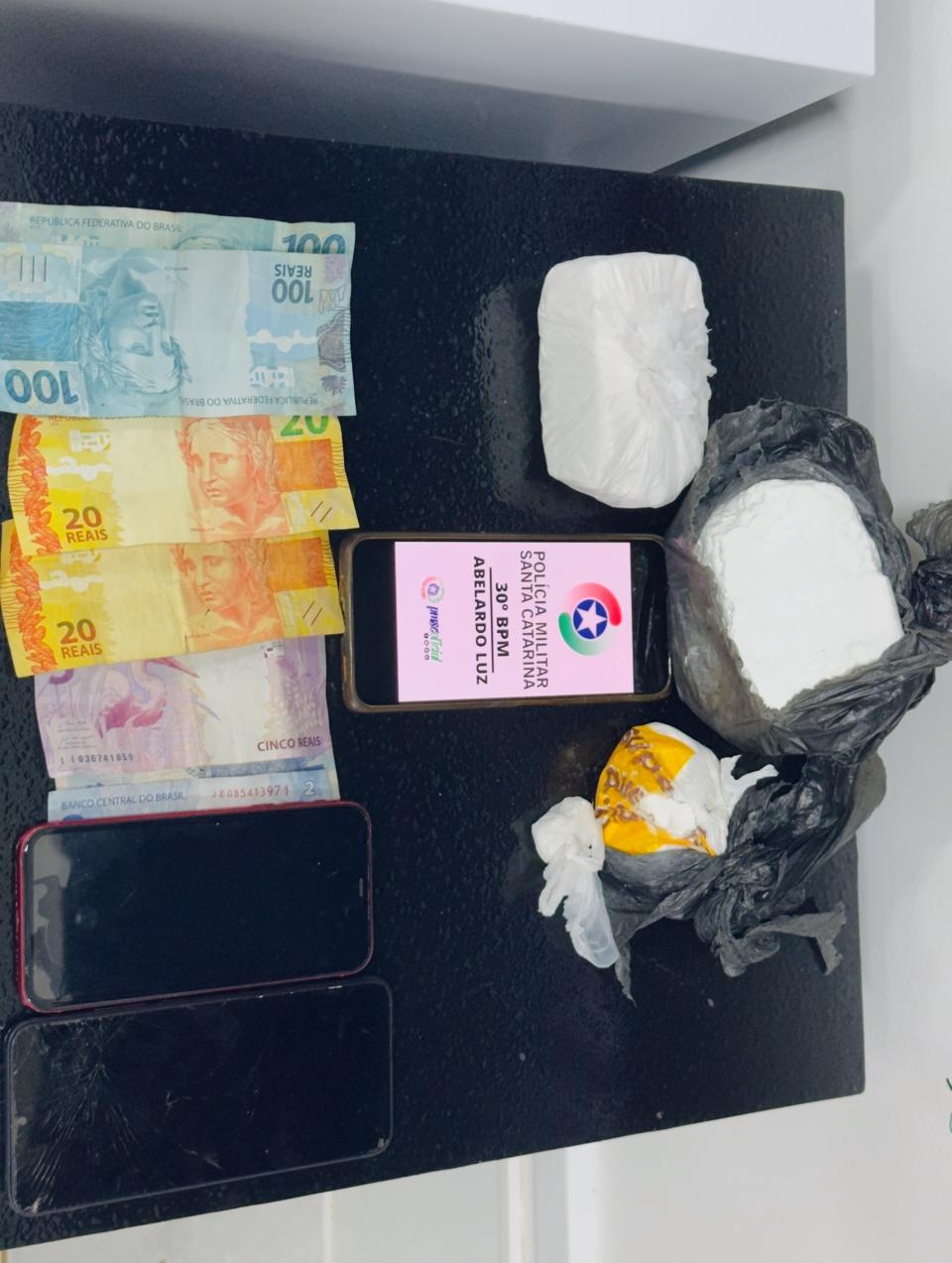 Polícia Militar apreende cocaína e efetua prisão de duas pessoas emAbelardo Luz