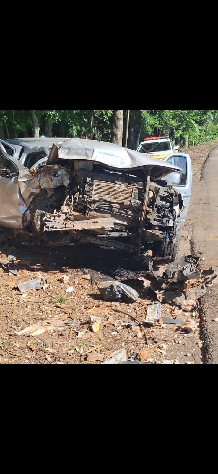 Saída de pista de caminhonete na SC-157 em Quilombo deixa três feridos; um grave é resgatado por aeronave